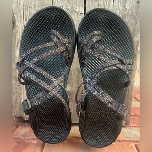 Chaco Women's 8 Zong X Ecotread Black Hugs & Kisses XO Open Back Sandals Slides